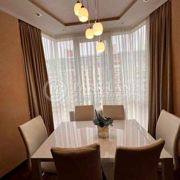 Продаж  4 к кв 150 м2 ЖК Сонячна Брама ВДНГ Голосіївський Здановської ЖК Сонячна Брама