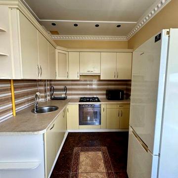 Продаж просторої 3-кімн.кв. з ремонтом!