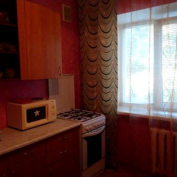 Здається 1 кімнатна квартира, вул. Січневий прорив 4