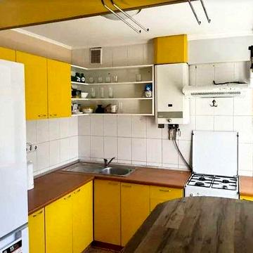 Продаж 2-кімнатної квартири пл. Покровська (ЦЕНТР)