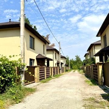 Продам житловий будинок з дизайнерським ремонтом в Білогородці