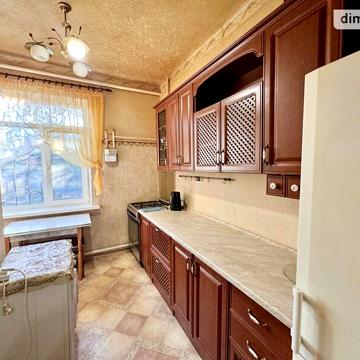 Продаж 3к Квартира Зимових Походів (Молодогвардійська) вулиця