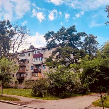 Долгосрочная аренда 3 комн. квартира 56 кв.м. по ул.Михаила Донца  12
