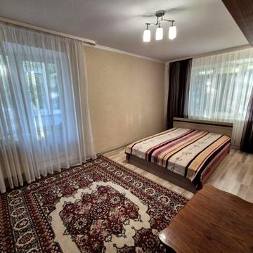 1 Кімнатна.З Ремонтом.Вул.Незалежності(Попова)