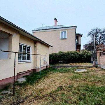 Продаж будинку і землі вул. Букова м. Львів