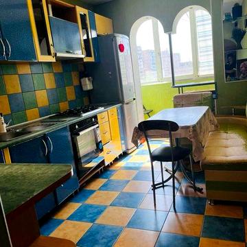 Сдам 3 комн 
Королева/ Вильямса