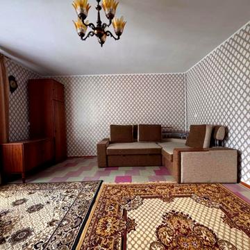 Героїв просп., 19