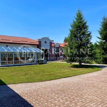 Конча-Заспа. Оренда будинку з виходом на Дніпро. 75 соток землі.