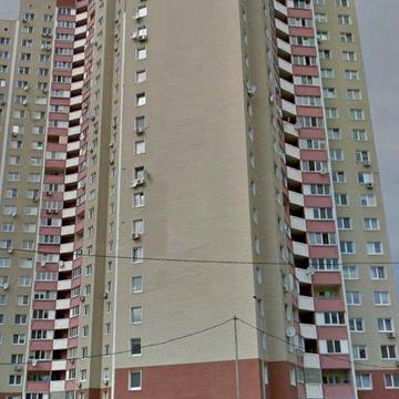 2х кім квар, Милославська 4