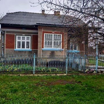 Будинок для проживання Товсте