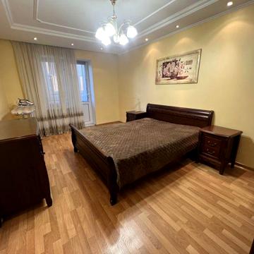 Здається 2 кімнатна квартира вул.Київська з Автономним опаленням