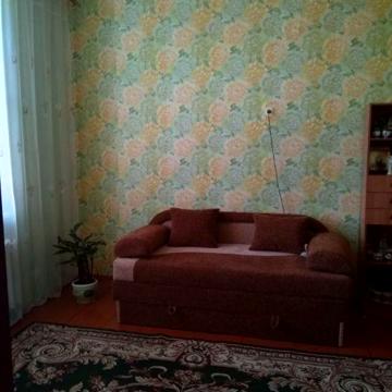 Продам 4-х кімн.квартиру в Ратне,центр