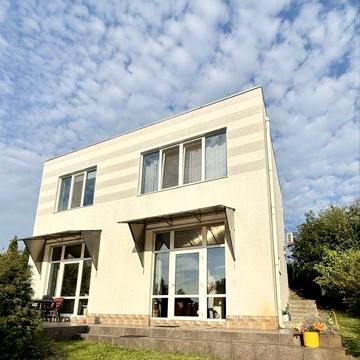 Продаж будинку Лютіж  Н. Петровці