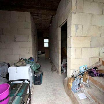 Продається будинок по вул. Балана