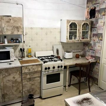 Продам 2- х Центр,улица Феодосийская