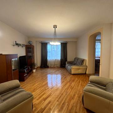Продаж 3х кім квартири Грушевського 15