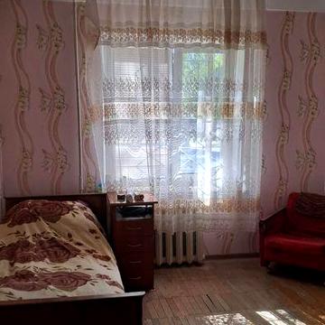 Продам 2х кімн квартиру в центрі Космосу.