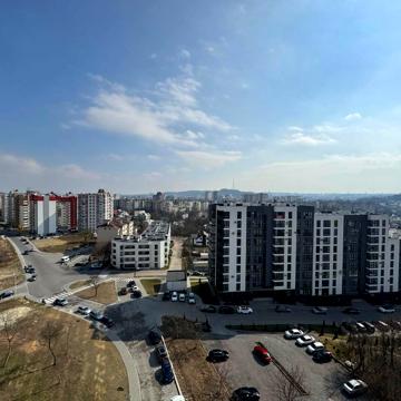 Малоголосківська вул., 12