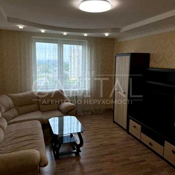 Саперно-Слобідська вул., 10
