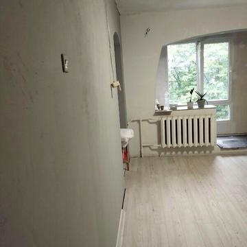 Продаж 1к Квартира Ньютона вулиця