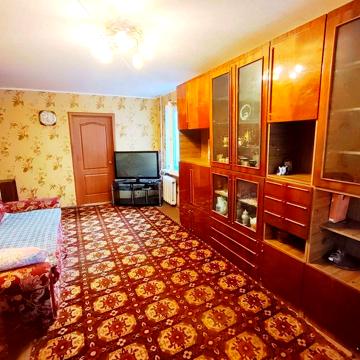 Продаж 3-х кімнатної квартири по вул. Космонавтів