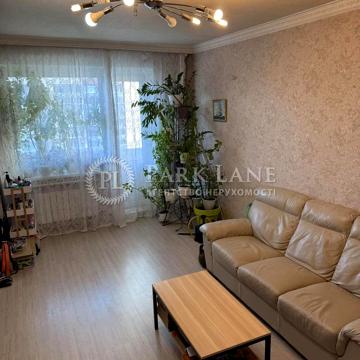 Героїв Дніпра вул., 62