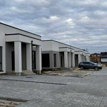 Продаж Таунхаусу на масивв макарова