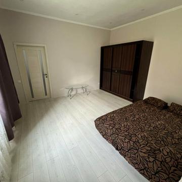 Довготривала оренда 1 кімнатної квартири по вул. Жовківська 32