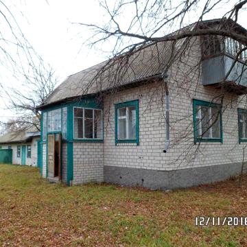Будинок із зручностями  в Чернігівській області