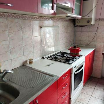 Оренда 2ох кімнтана квартира Центр. 1ий поверх. Інд. опал. Котел.