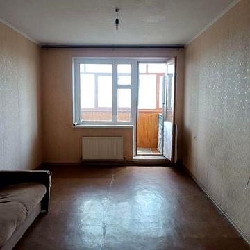 Квартира 2 кімнатна. 52 кв. М.  на вул Героів Украіни р-н Пацаева.