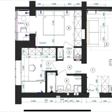 Продаж 3-ри кімнатної, Центр Міста