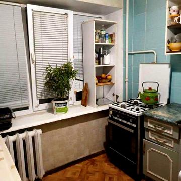 Голосіївський просп. (40-річчя Жовтня), 122к1