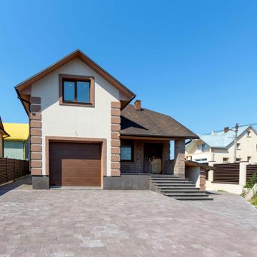 Українська, 34