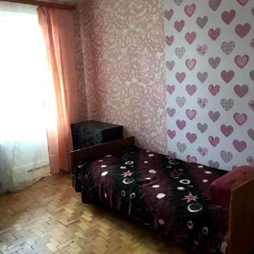 Суботівська вул., 10