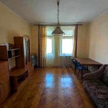 Миколи Гоголя вул., 10