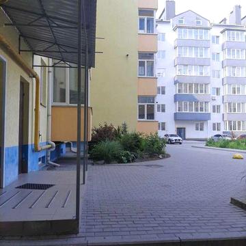 Квартира з ремонтом.