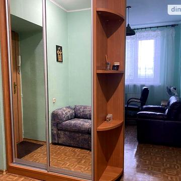 Продаж 3к Квартира Антоновича Володимира вулиця