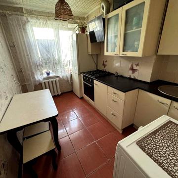 Продам. 2к. Бульвар Славы 15. Победа. Набережная. Героев