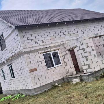 Українська, 28
