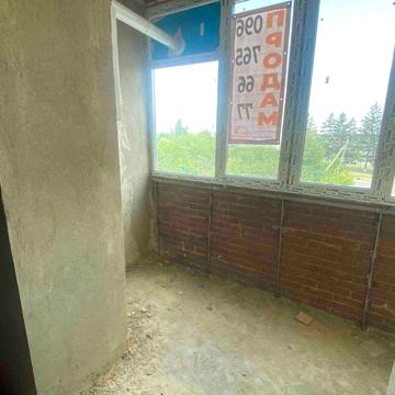 Продаж чорновоЇ однокімнатної квартири в центрі Стрижавки