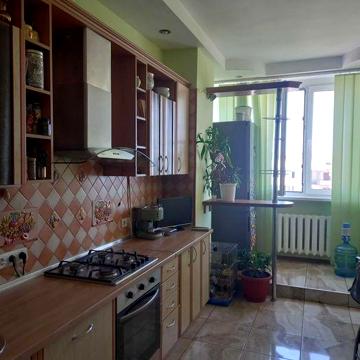 Продаж 4-кімнатної багаторівневої квартири