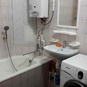 сдам 2х.комн. м.Университет