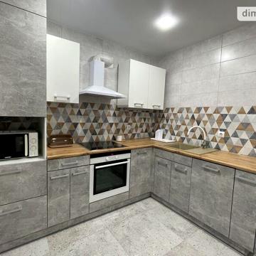 Довгострокова оренда 2к Квартира Зоряна (Арцеулова) вулиця ЖК Оберег