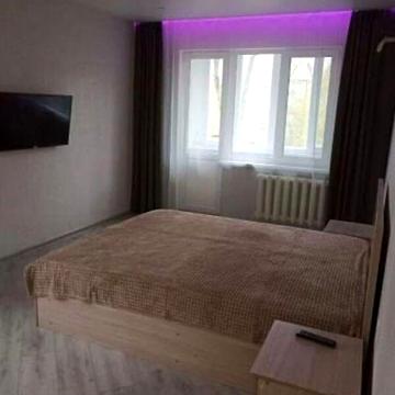 Довгострокова оренда 1к Квартира Старокозацька (Комсомольська) вулиця