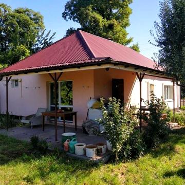 Затишний будинок у центрі Яготина
Київська обл., вул. І. Сікорського