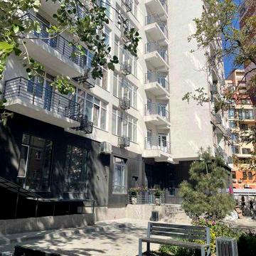 Квартира з паркомісцем поруч університет НУ «ОЮА» ЖК Сегмент
