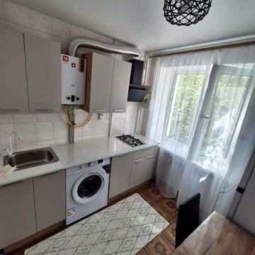 Сдаю свою 1 к/к ул. Рабочая 3 (район 8 Причала