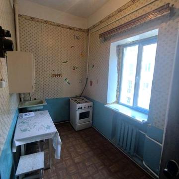 Продам 1кімнатну квартиру під ремонт Центр міста
