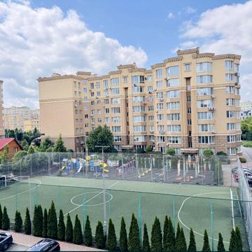 Молодіжна вул., 9